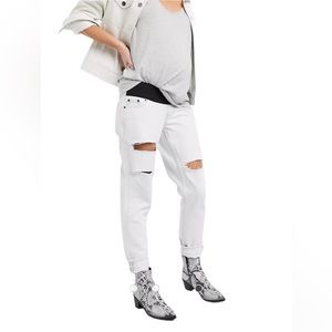 Topshop Under Bump Straight Leg Mom Jean Ripped Knee Leg Bleach Wash
